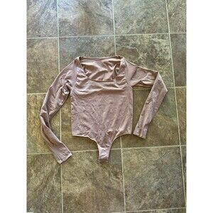 Skims Essential Long Sleeve Scoop Neck Bodysuit Size S/M Sienna